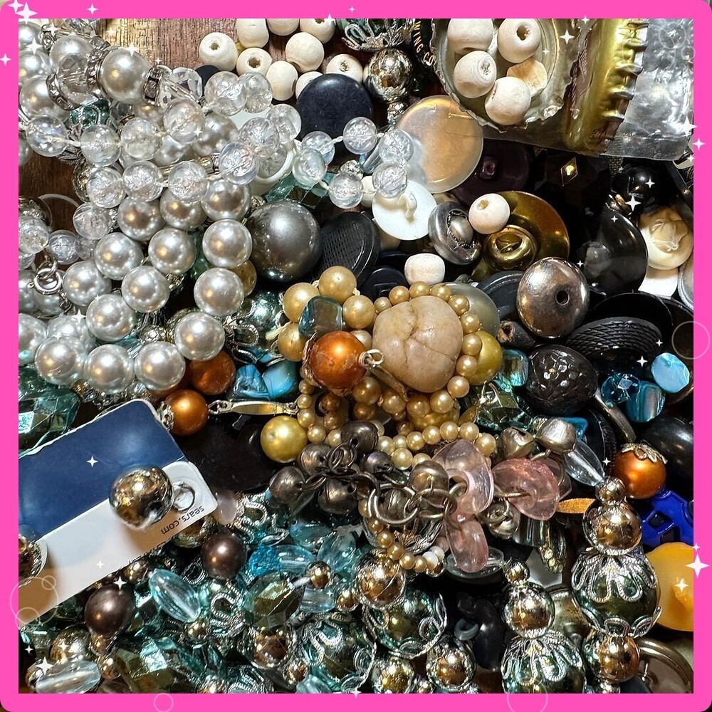 ⚜️ Jewelry Lot | Mixed Era Faux Pearls Beads Buttons | Resell DIY 🩷